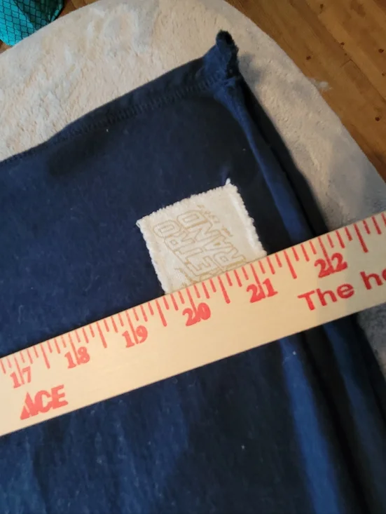 3 Ladies Auburn War Eagle Tees Various Brands Size S/M EUC College Sports Comfy - Picture 3 of 11